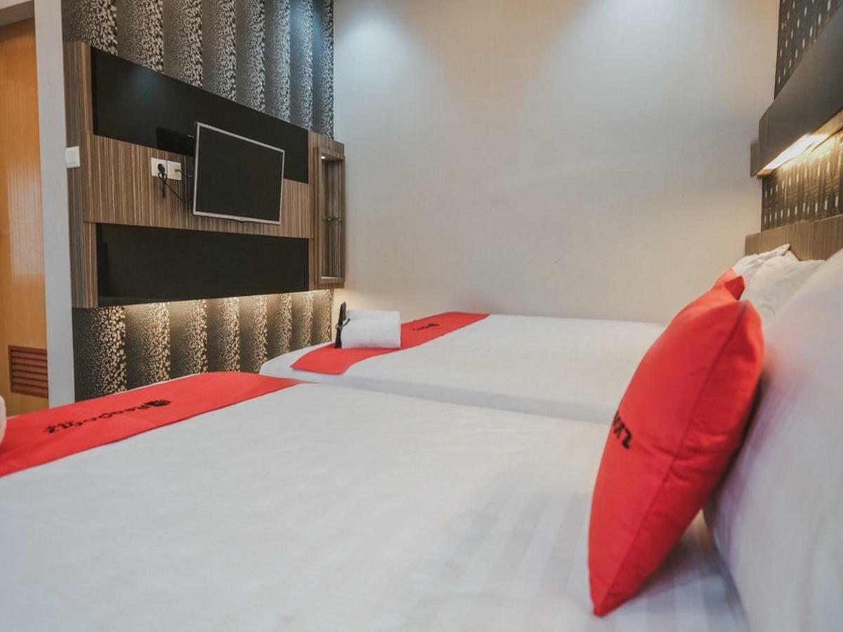 Hotel RedDoorz @ Jamin Ginting Medan Zewnętrze zdjęcie