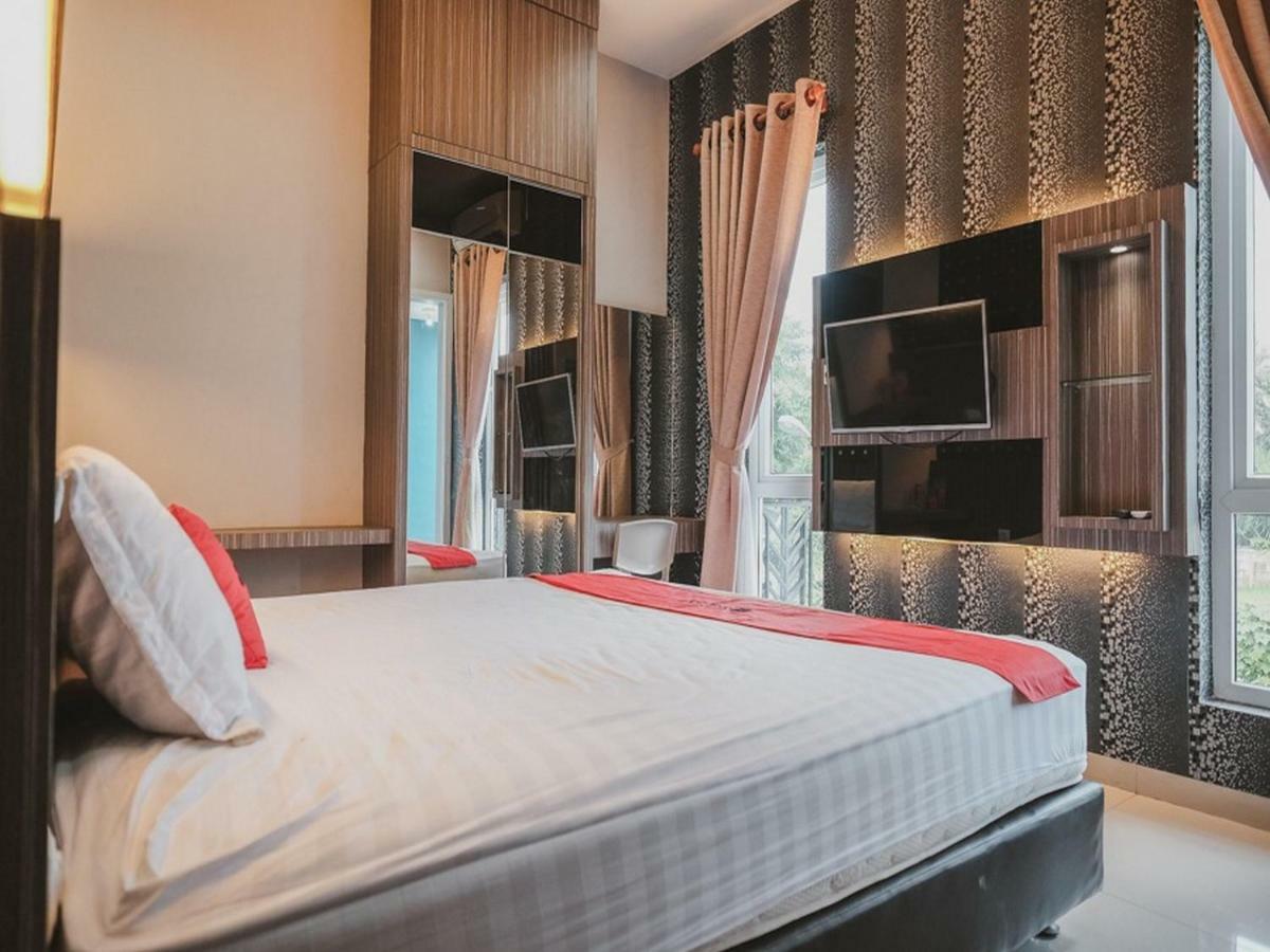 Hotel RedDoorz @ Jamin Ginting Medan Zewnętrze zdjęcie
