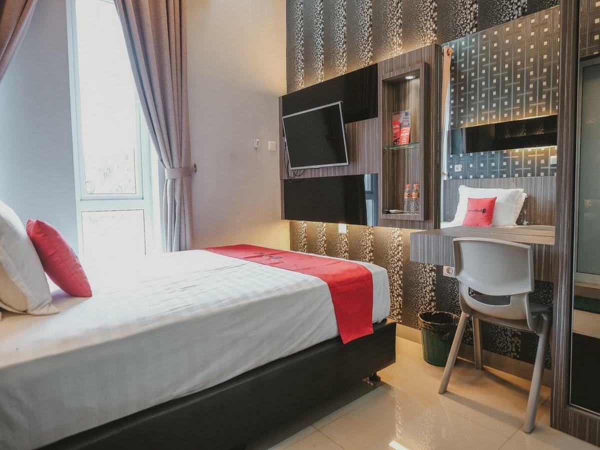 Hotel RedDoorz @ Jamin Ginting Medan Zewnętrze zdjęcie